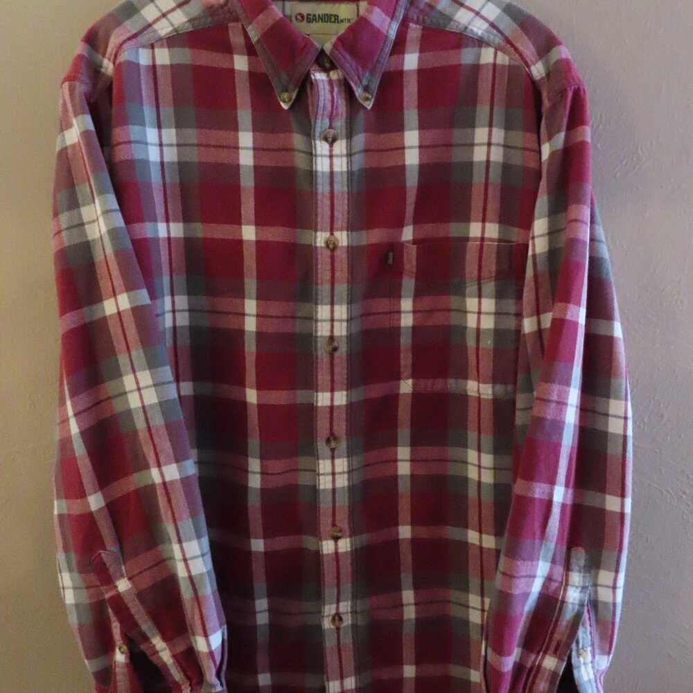 Gander Mtn Long Sleeve Flannel Shirt; Red/White/Grey Plaid; Buttons; Size L